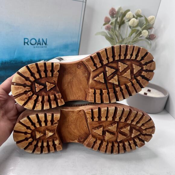 Roan Kinship Leather Lace Up Boots Almond Bone HD FR85952 Women's US 8 NWB - Picture 9 of 11
